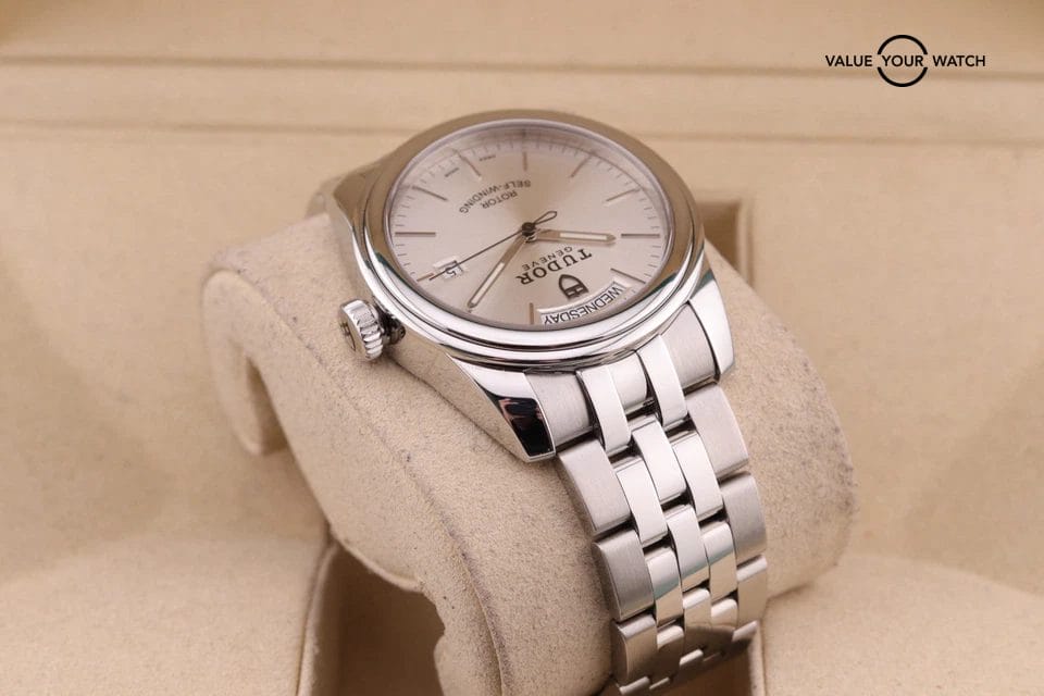 Tudor Glamour Date-Day Stainless Steel Silver Dial 39mm Automatic Men’s 56000 - Image 14