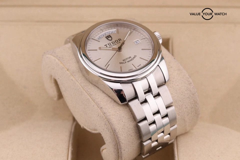 Tudor Glamour Date-Day Stainless Steel Silver Dial 39mm Automatic Men’s 56000 - Image 16