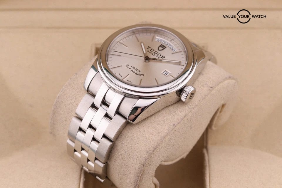 Tudor Glamour Date-Day Stainless Steel Silver Dial 39mm Automatic Men’s 56000 - Image 17