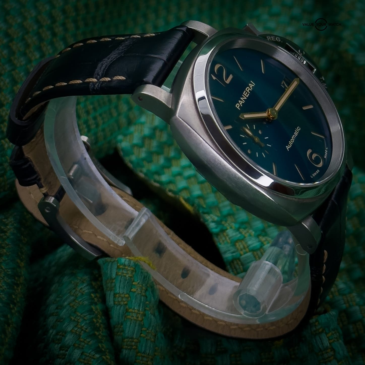 Panerai Luminor Due 38mm Titanium Automatic PAM00926 Blue Sunburst Dial 3 Day - Image 5