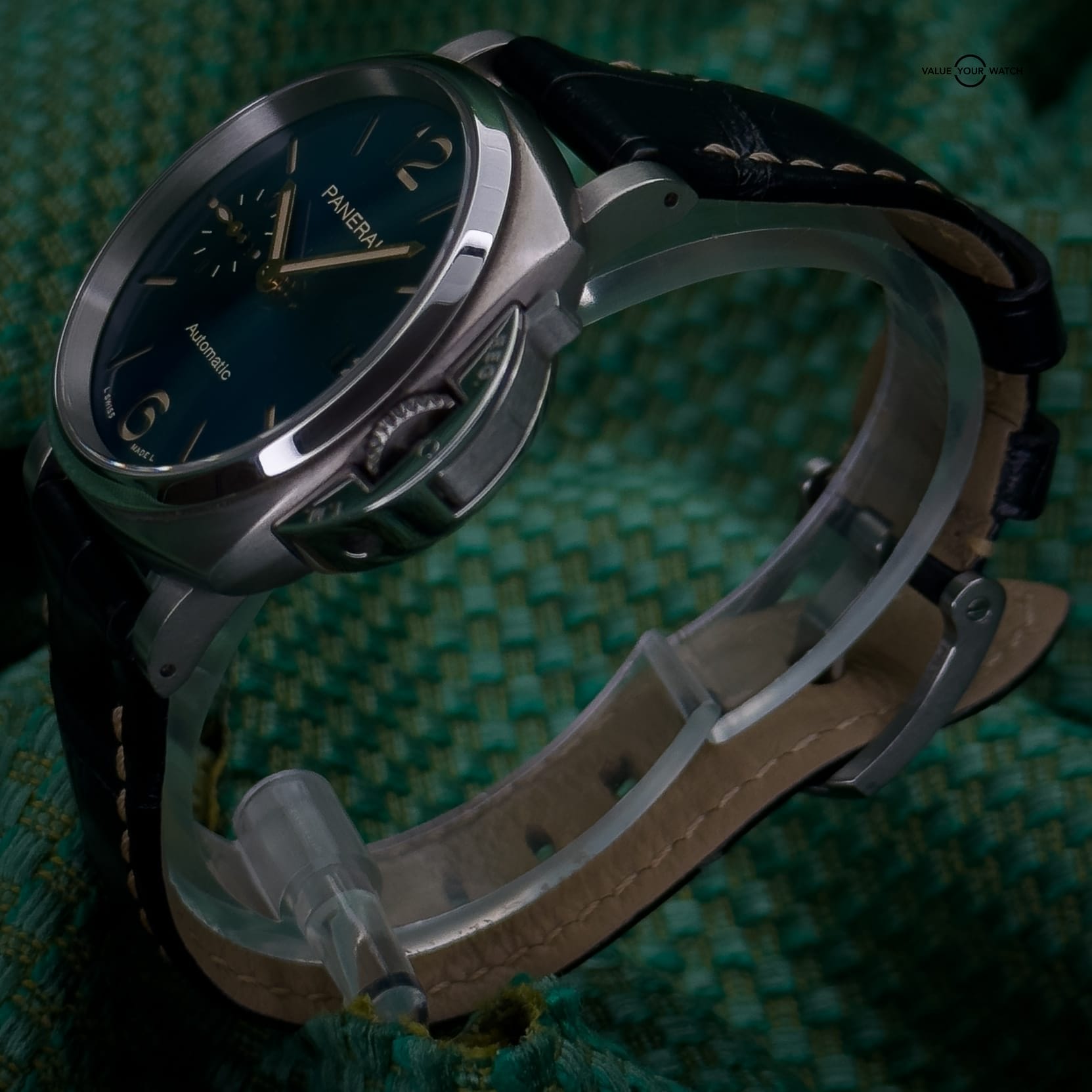 Panerai Luminor Due 38mm Titanium Automatic PAM00926 Blue Sunburst Dial 3 Day - Image 6