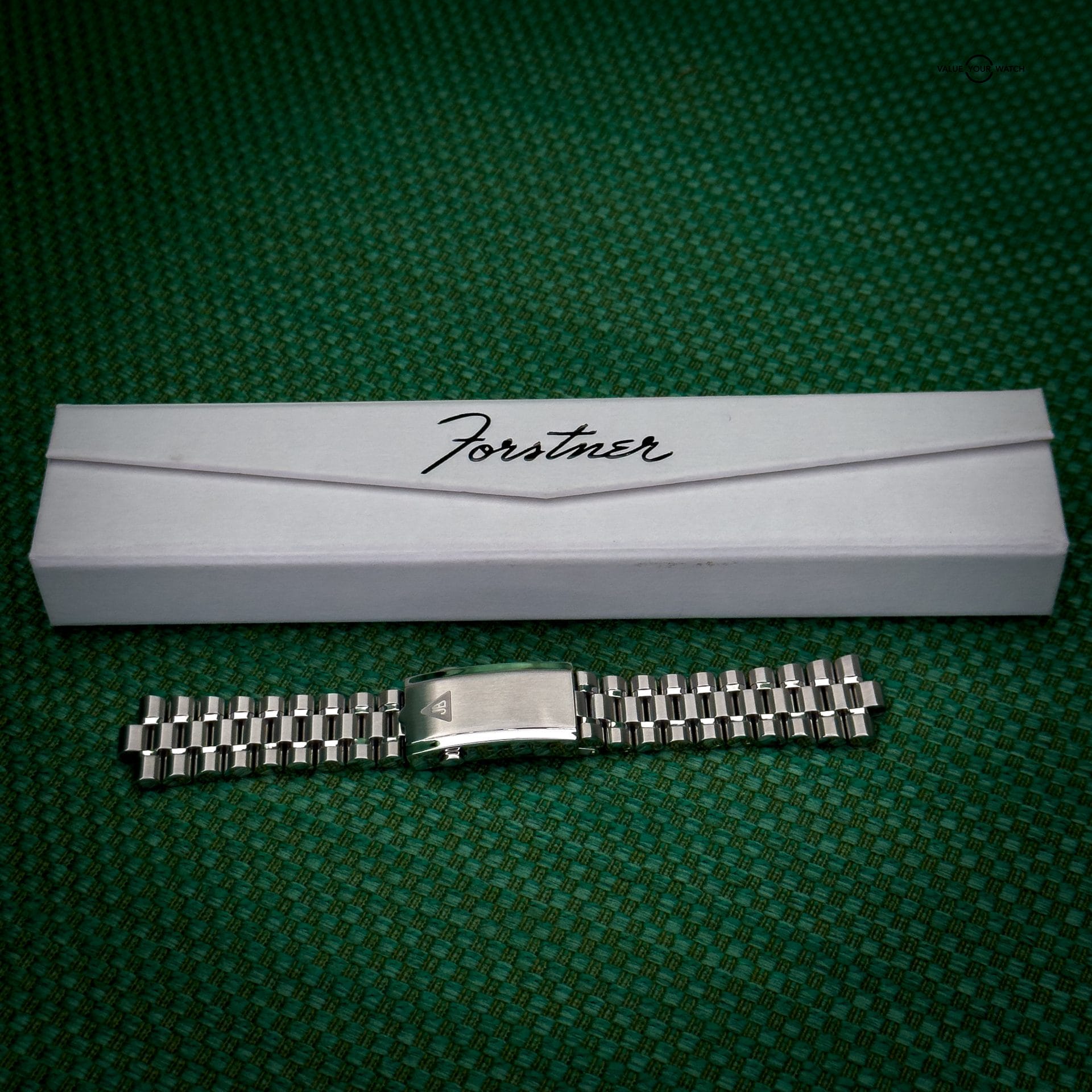 OMEGA Seamaster Diver 300M 42mm Black Ceramic Dial Stainless 18k Yellow Gold - Image 24