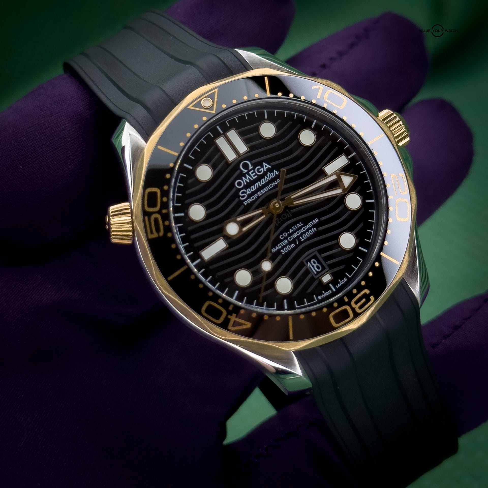 OMEGA Seamaster Diver 300M 42mm Black Ceramic Dial Stainless 18k Yellow Gold - Image 16