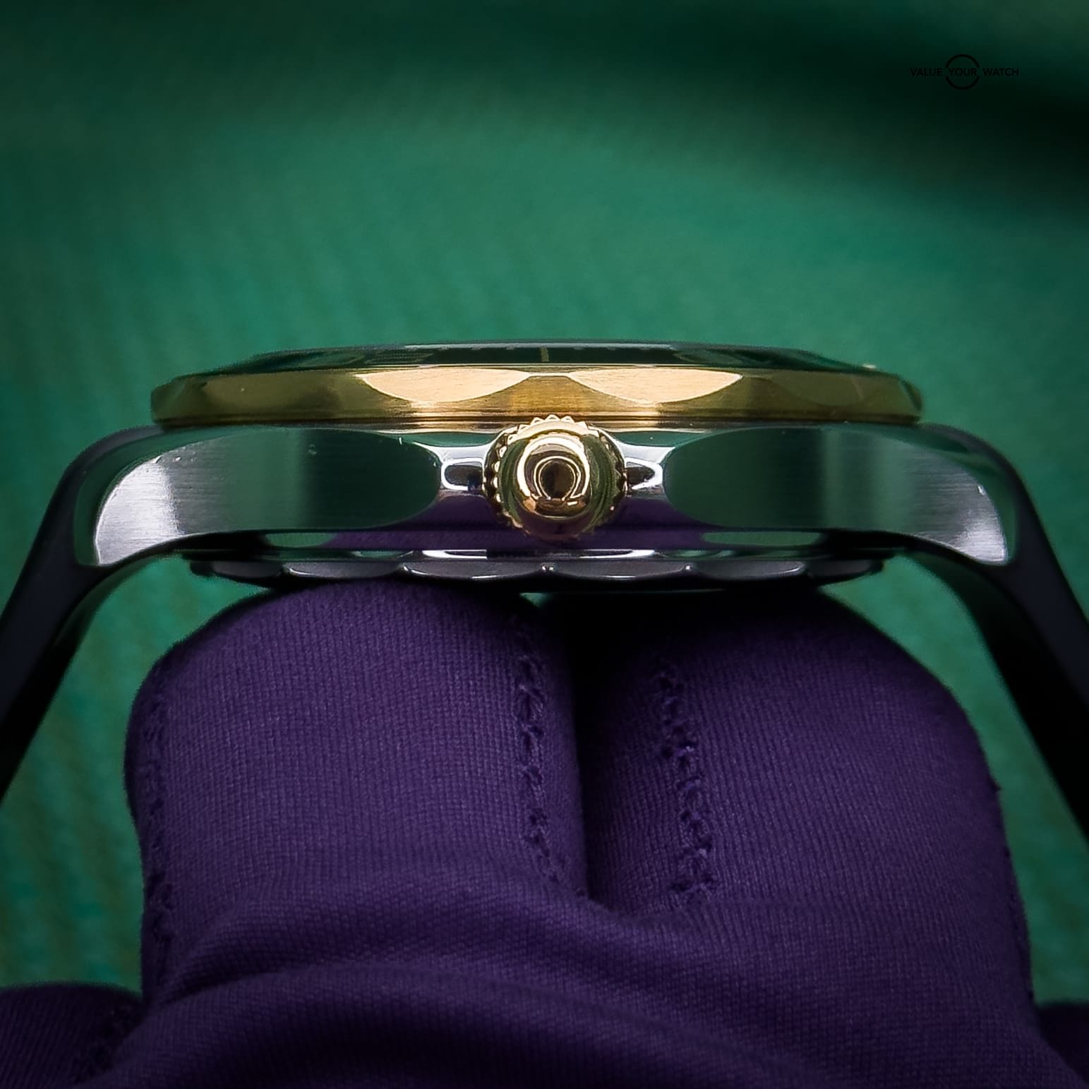 OMEGA Seamaster Diver 300M 42mm Black Ceramic Dial Stainless 18k Yellow Gold - Image 4