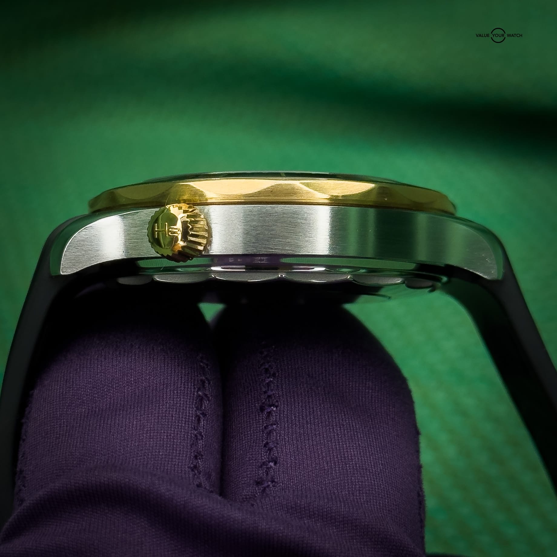 OMEGA Seamaster Diver 300M 42mm Black Ceramic Dial Stainless 18k Yellow Gold - Image 3