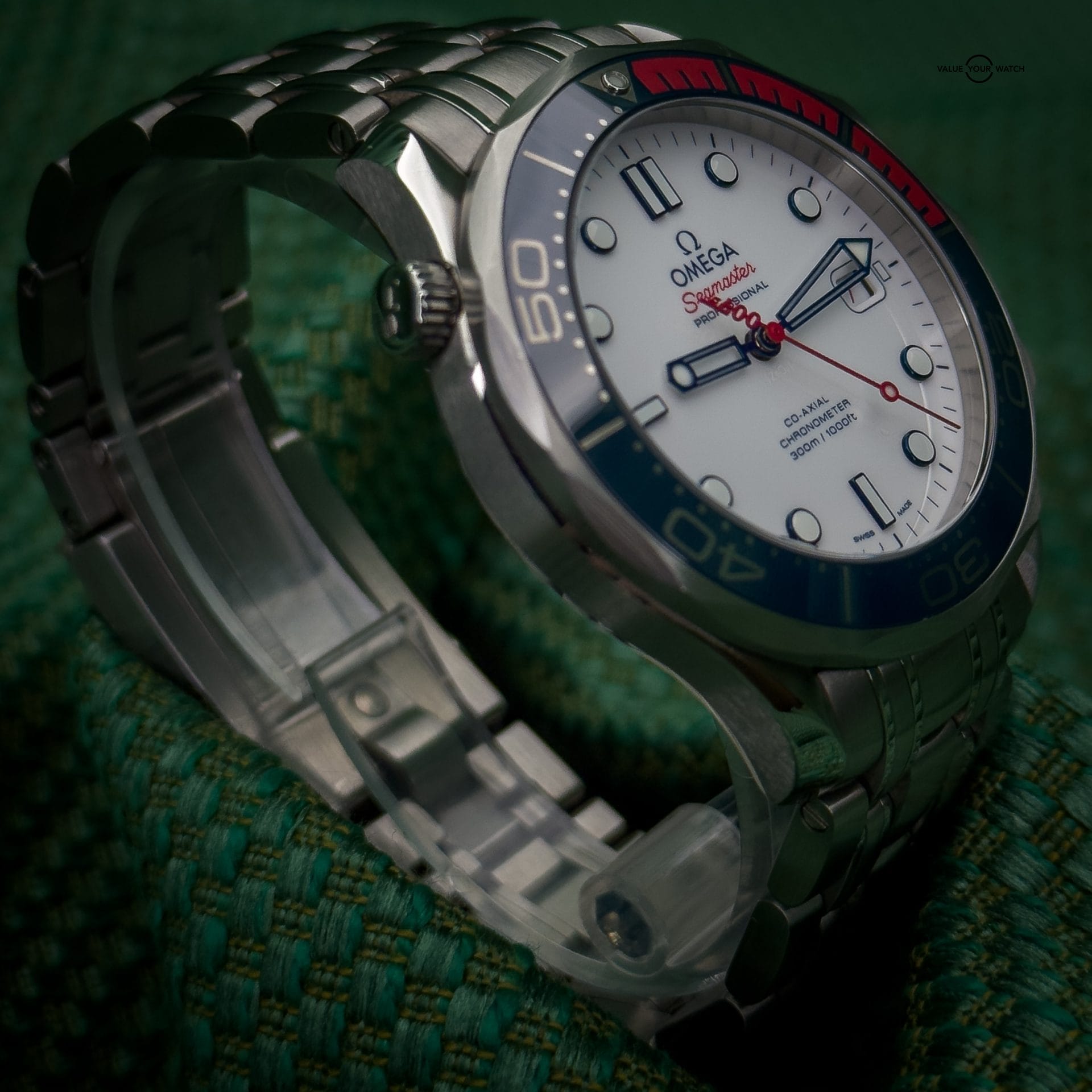 Omega James Bond 007 Limited Edition Commanders Seamaster 300M Diver White Dial - Image 7