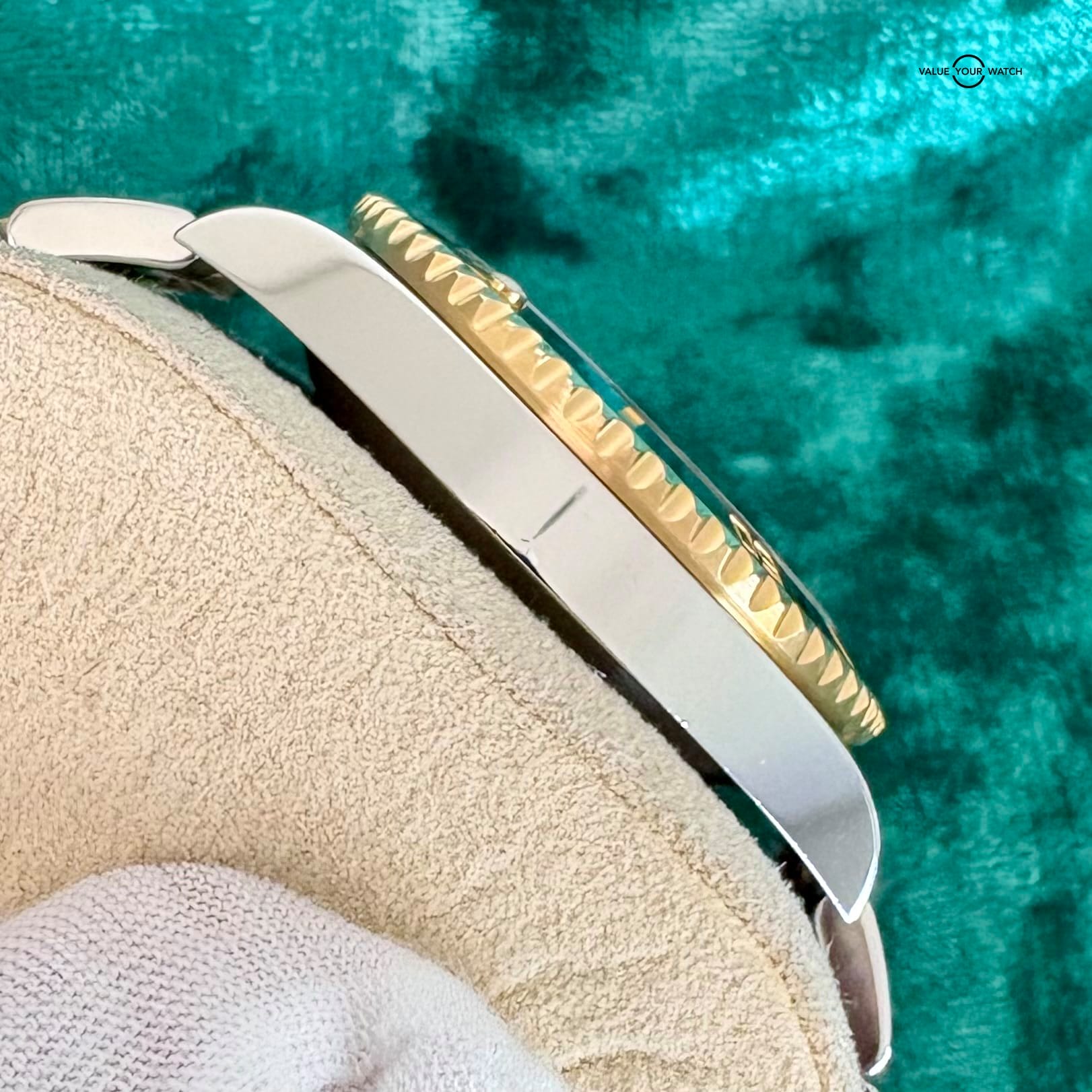 Rolex Submariner Date Two Tone Steel & Gold Black Dial 40mm Year 2015 Full Set - Image 6