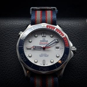 LNIB Omega Seamaster James Bond 007 Commanders Watch 212.32.41.20.04.001 Mint