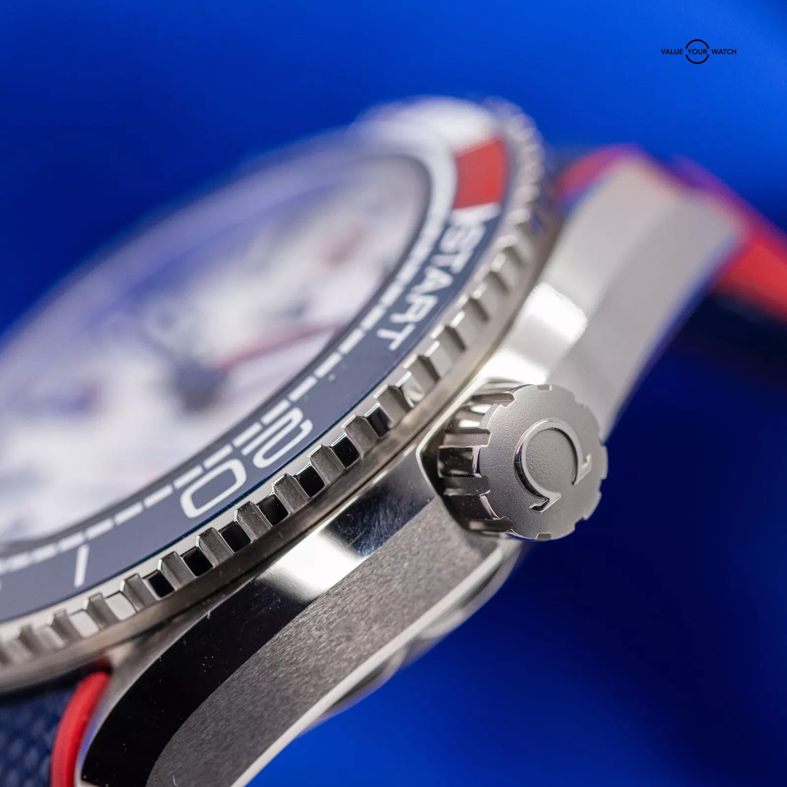 Limited-Edition Omega SeaMaster Planet Ocean America's Cup 215.32.43.21.04.001 - Image 4