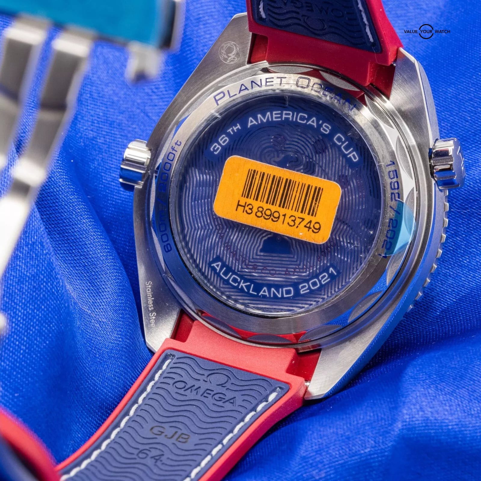 Limited-Edition Omega SeaMaster Planet Ocean America's Cup 215.32.43.21.04.001 - Image 5