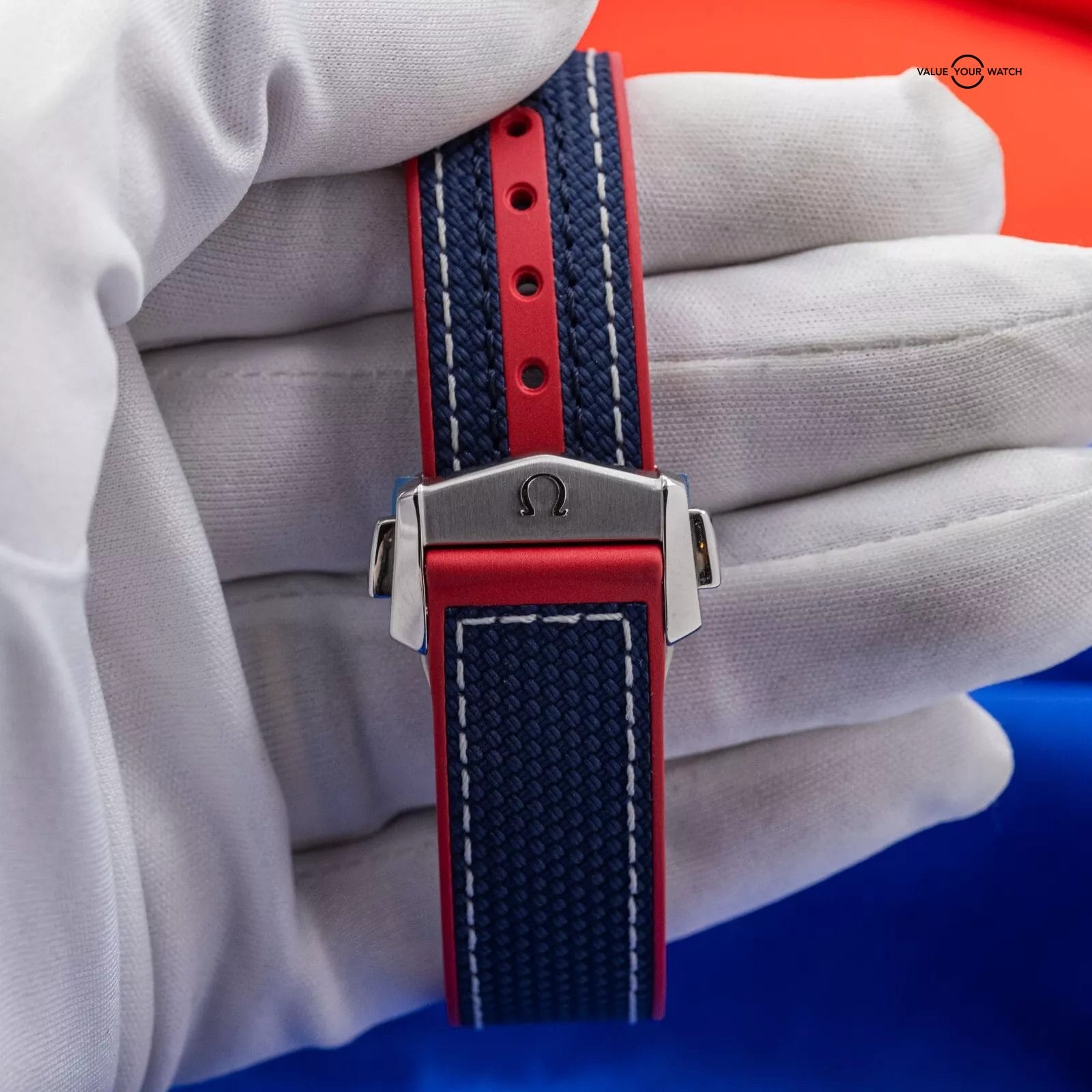 Limited-Edition Omega SeaMaster Planet Ocean America's Cup 215.32.43.21.04.001 - Image 7