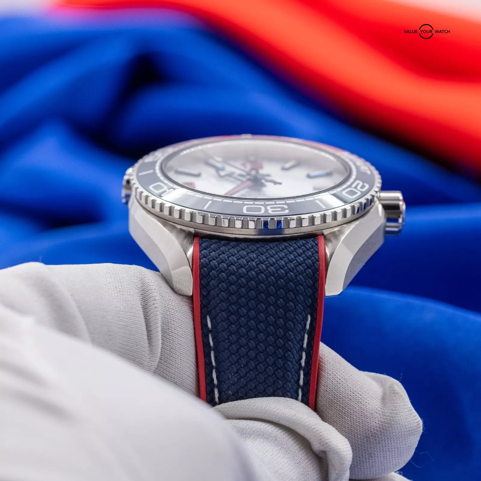 Limited-Edition Omega SeaMaster Planet Ocean America's Cup 215.32.43.21.04.001 - Image 8