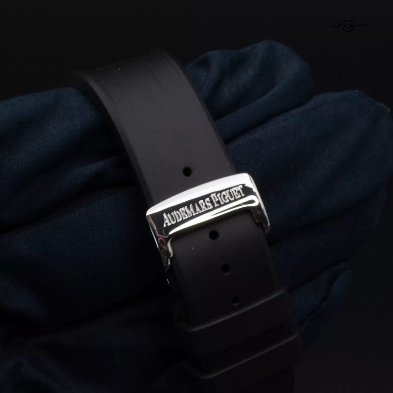 Audemars Piguet Royal Oak Offshore Navy Panda 42mm, Ref. 26020ST - Image 4