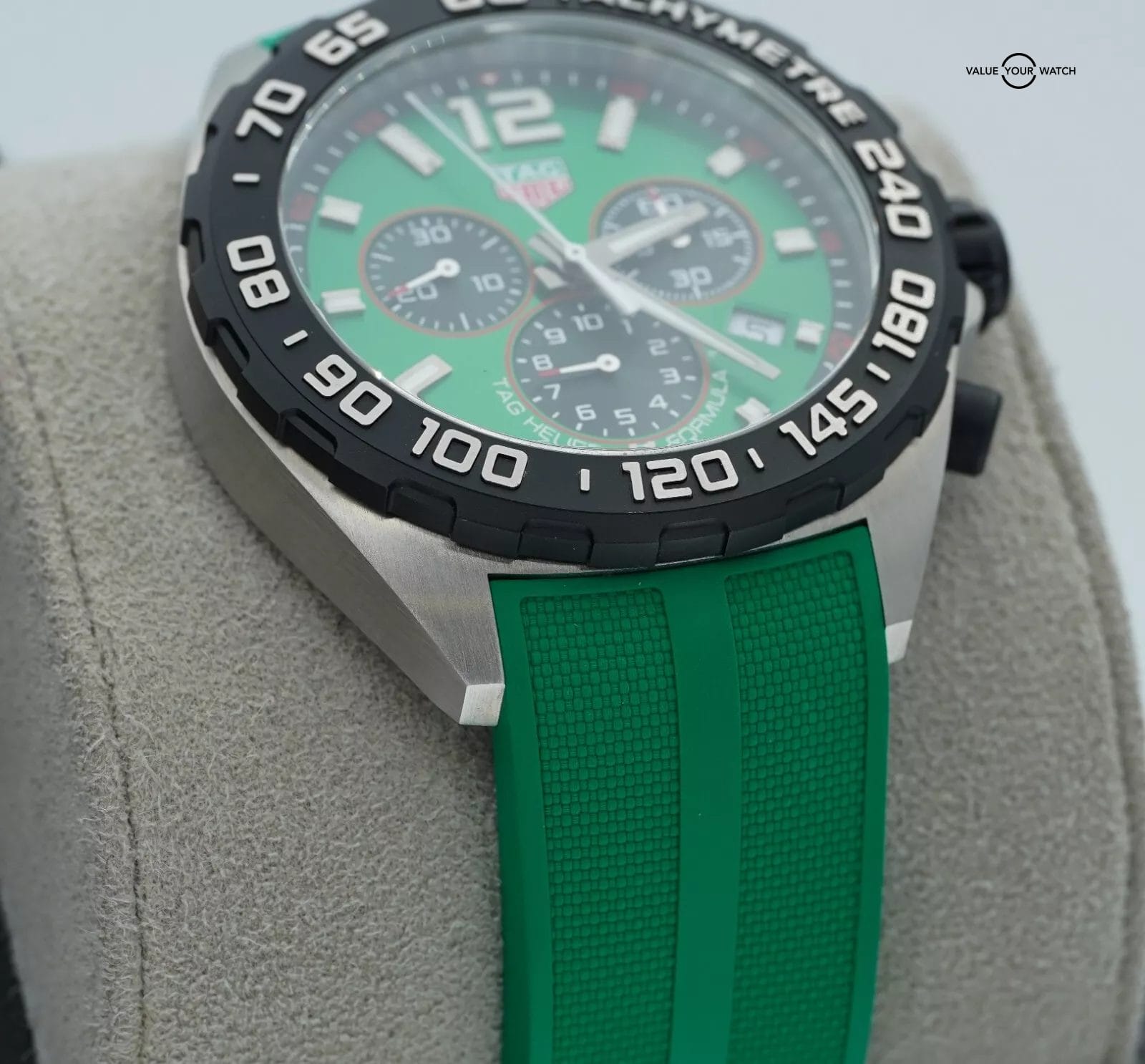 Tag Heuer Formula 1 Quartz Chronograph 43mm SS/Green CAZ101AP.FT8056 Boxes/Card! - Image 9