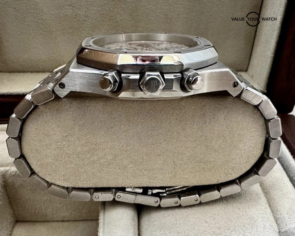 Audemars Piguet Royal Oak 26300ST.OO.1110ST.06 Panda Chronograph 2014 Box/Papers - Image 8