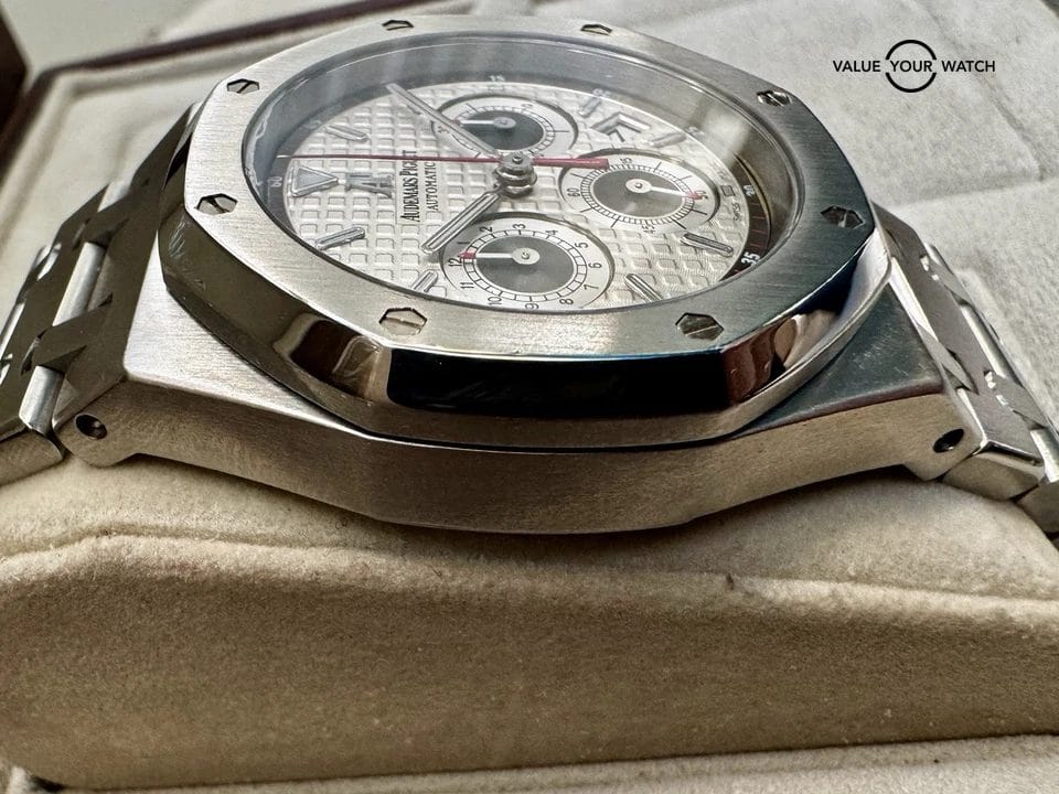 Audemars Piguet Royal Oak 26300ST.OO.1110ST.06 Panda Chronograph 2014 Box/Papers - Image 10