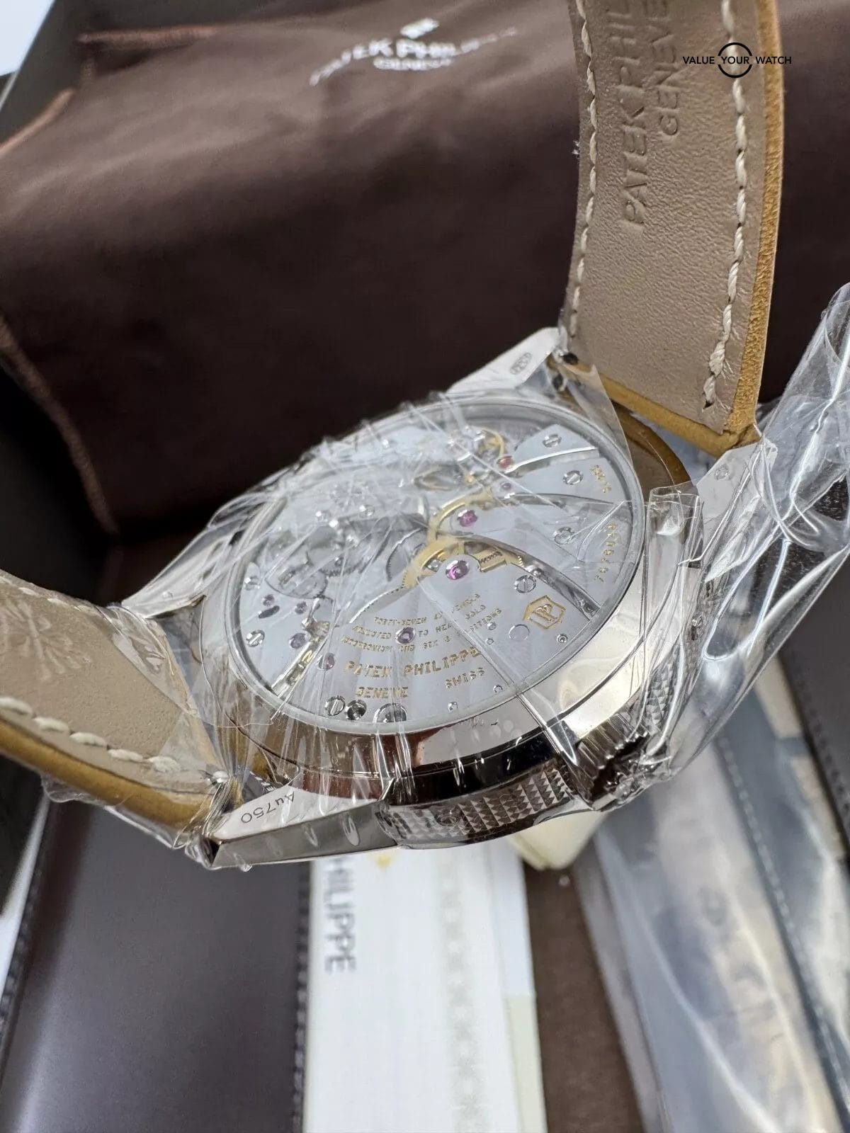 2025 Unworn Patek Philippe Complications 5326G-001 White Gold Grey Dial Complete - Image 2