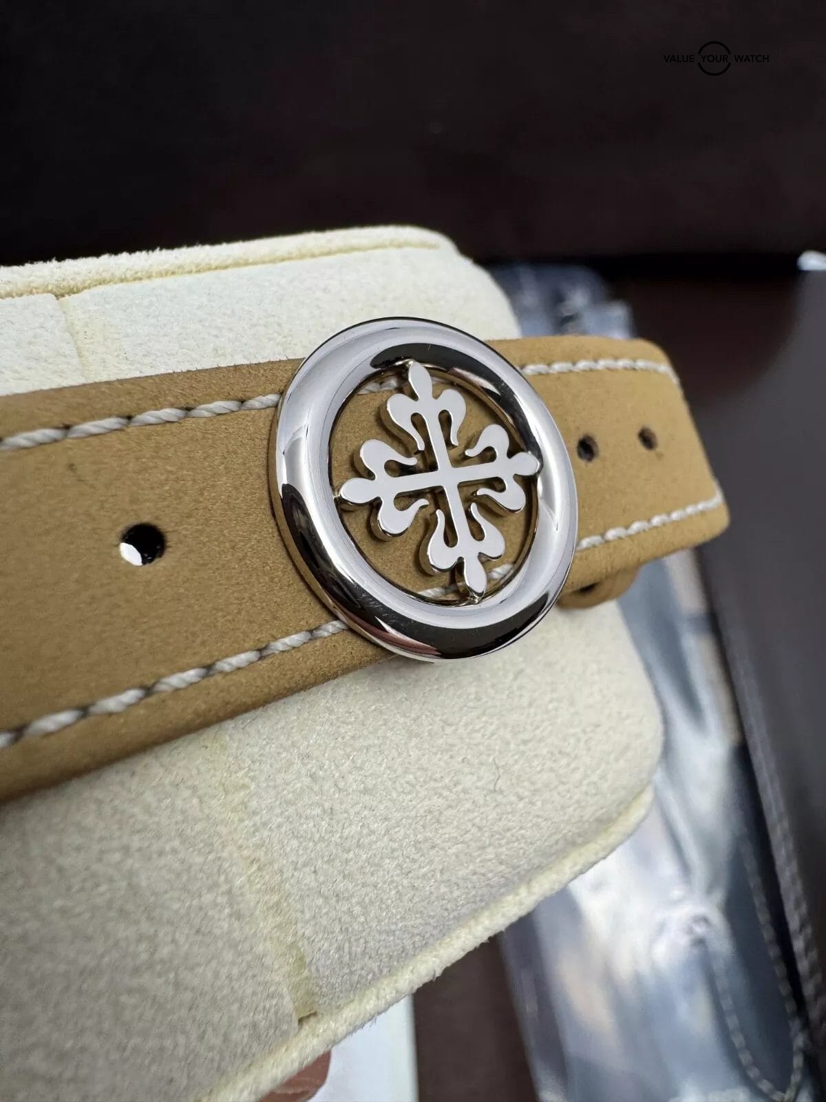 2025 Unworn Patek Philippe Complications 5326G-001 White Gold Grey Dial Complete - Image 3