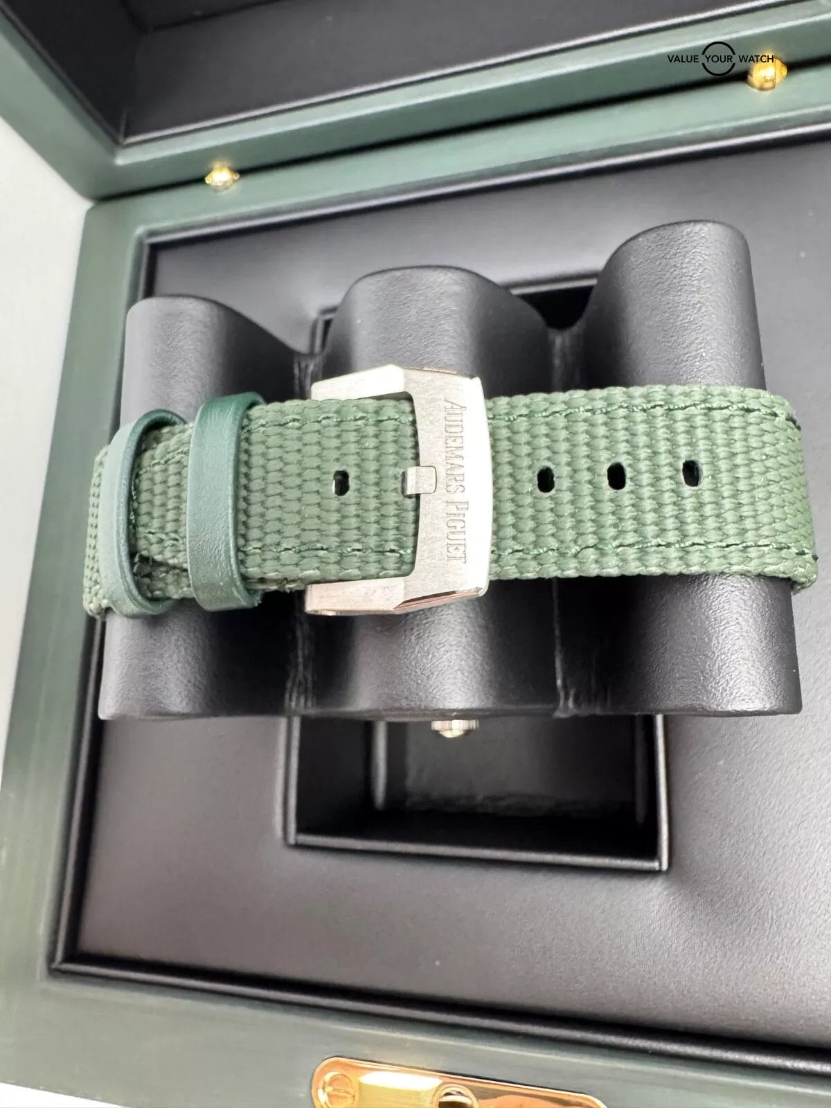 2025 Fresh Unworn Green Code 11.59 in Steel Audemars Piguet Complete Set - Image 4