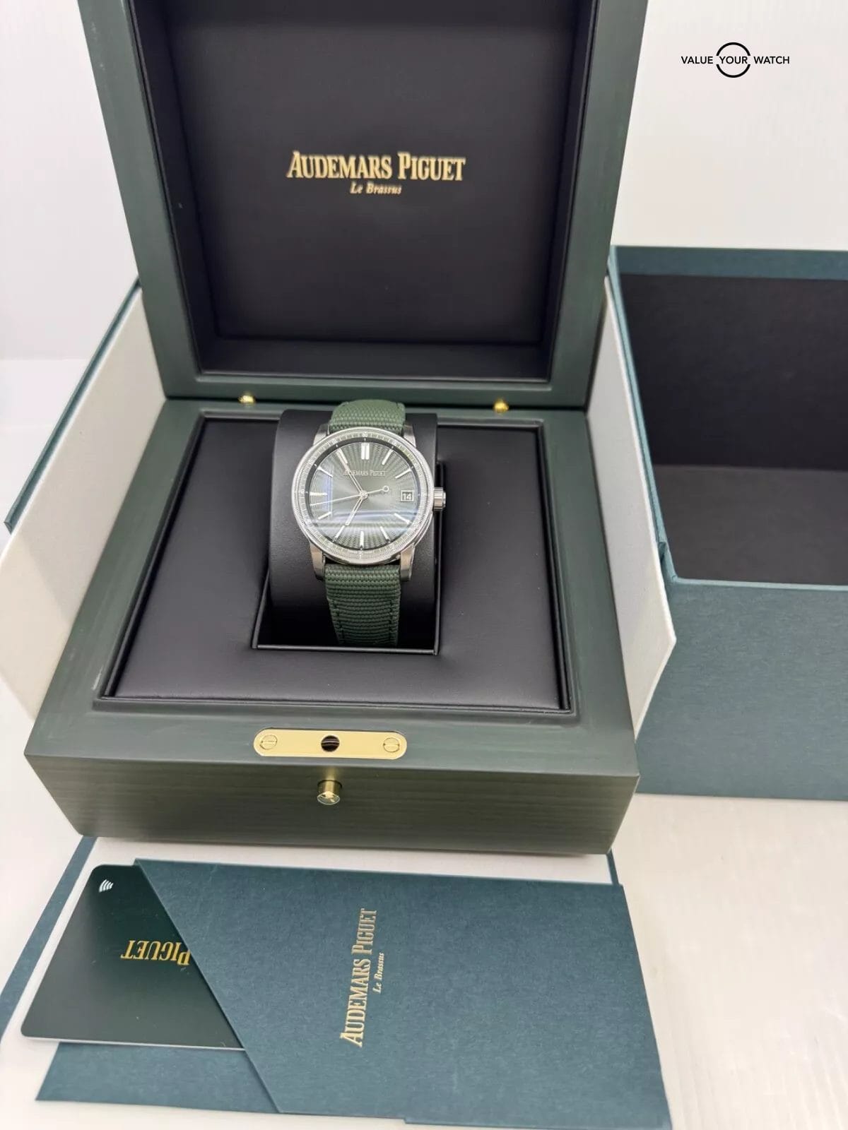 2025 Fresh Unworn Green Code 11.59 in Steel Audemars Piguet Complete Set - Image 5