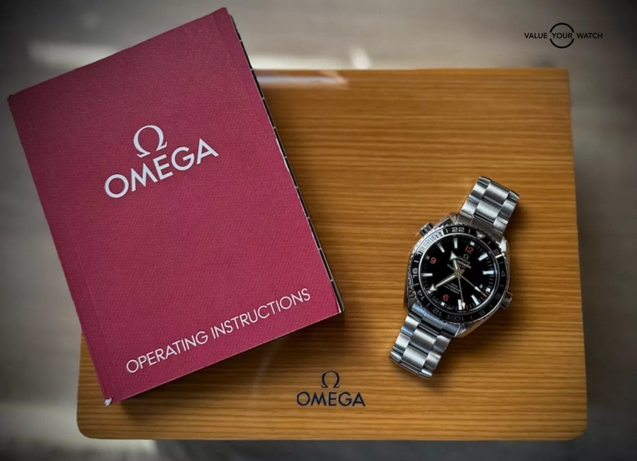 Omega Seamaster Planet Ocean GMT - Image 3