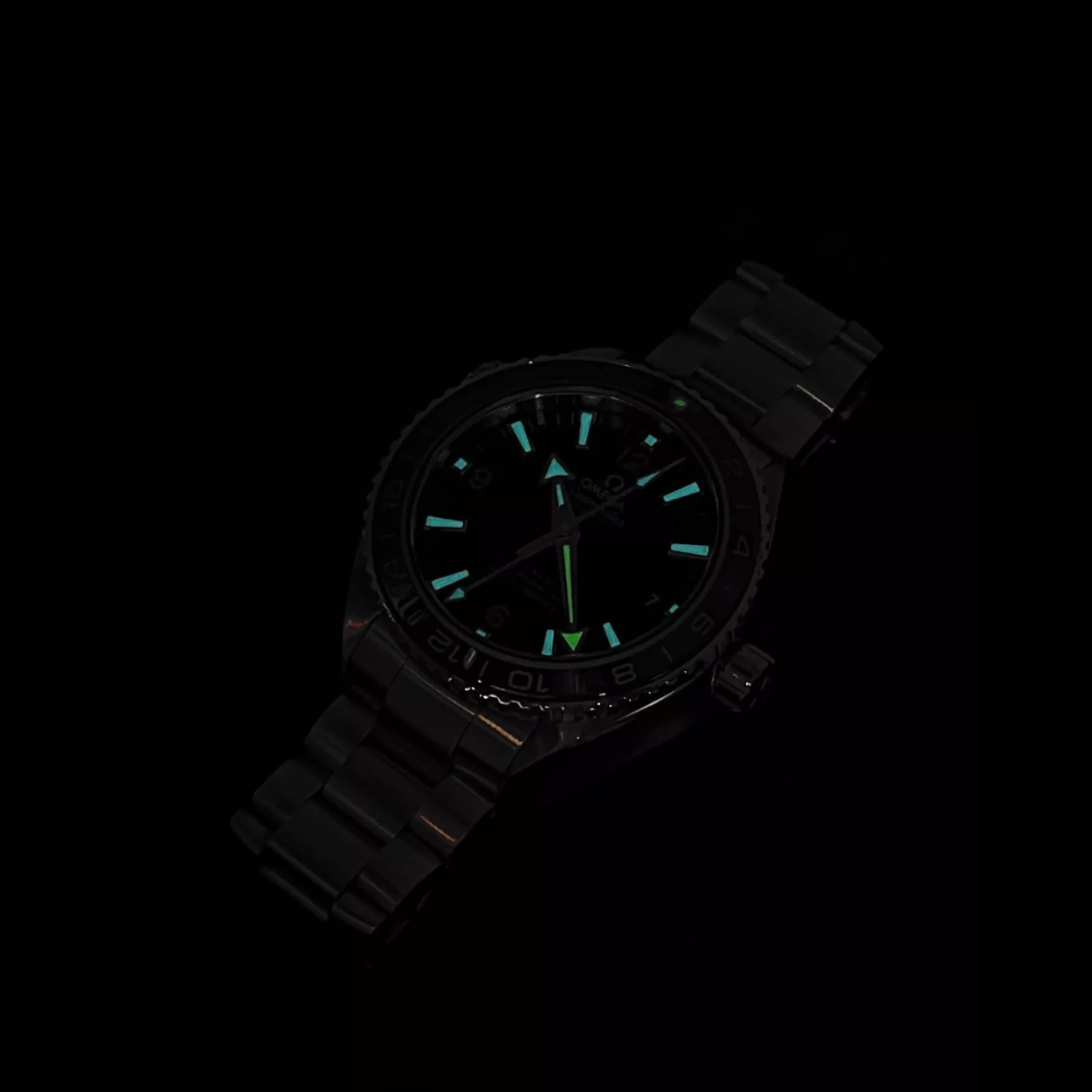 Omega Seamaster Planet Ocean GMT - Image 6