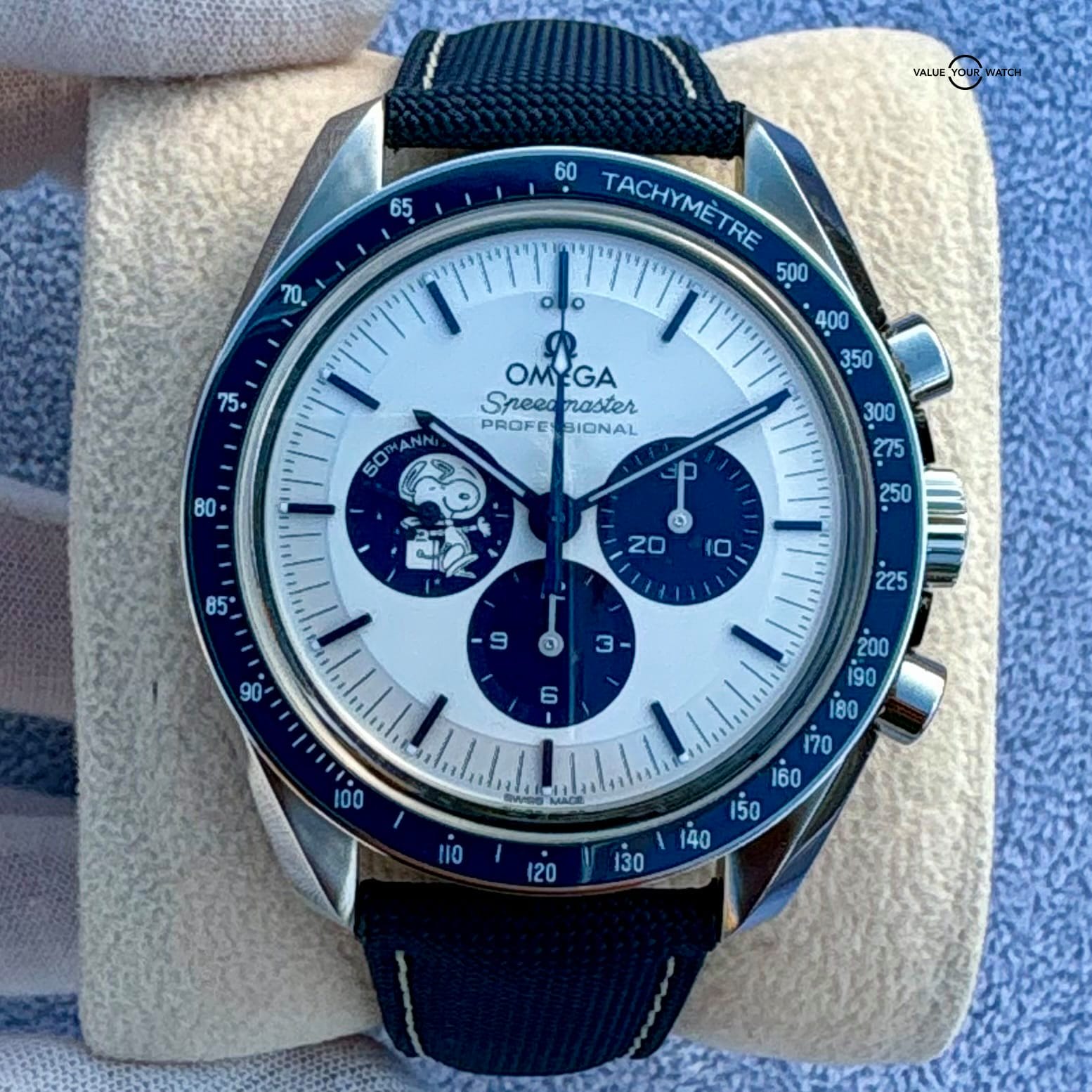 Omega Speedmaster Silver Snoopy Award 310.32.42.50.02.001 Year