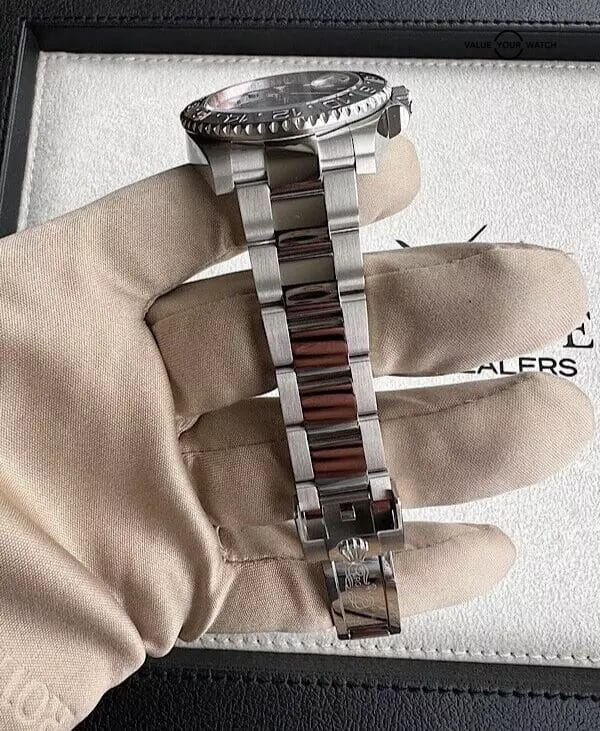 Rolex GMT-Master II 116710LN Silver Oyster Bracelet with Black Dial And Bezel - Image 3