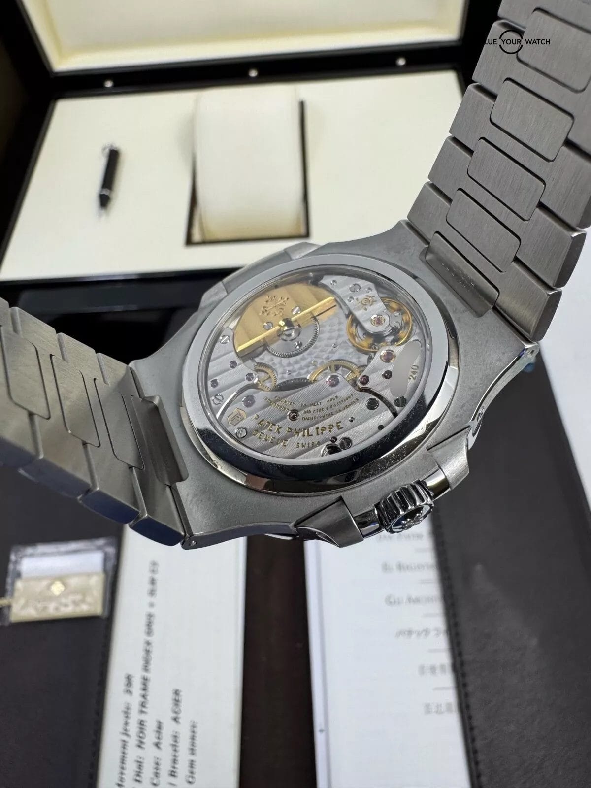 2012 MINT Box Papers Blue Dial Steel Moonphase Power Reserve Nautilus Discontinu - Image 5