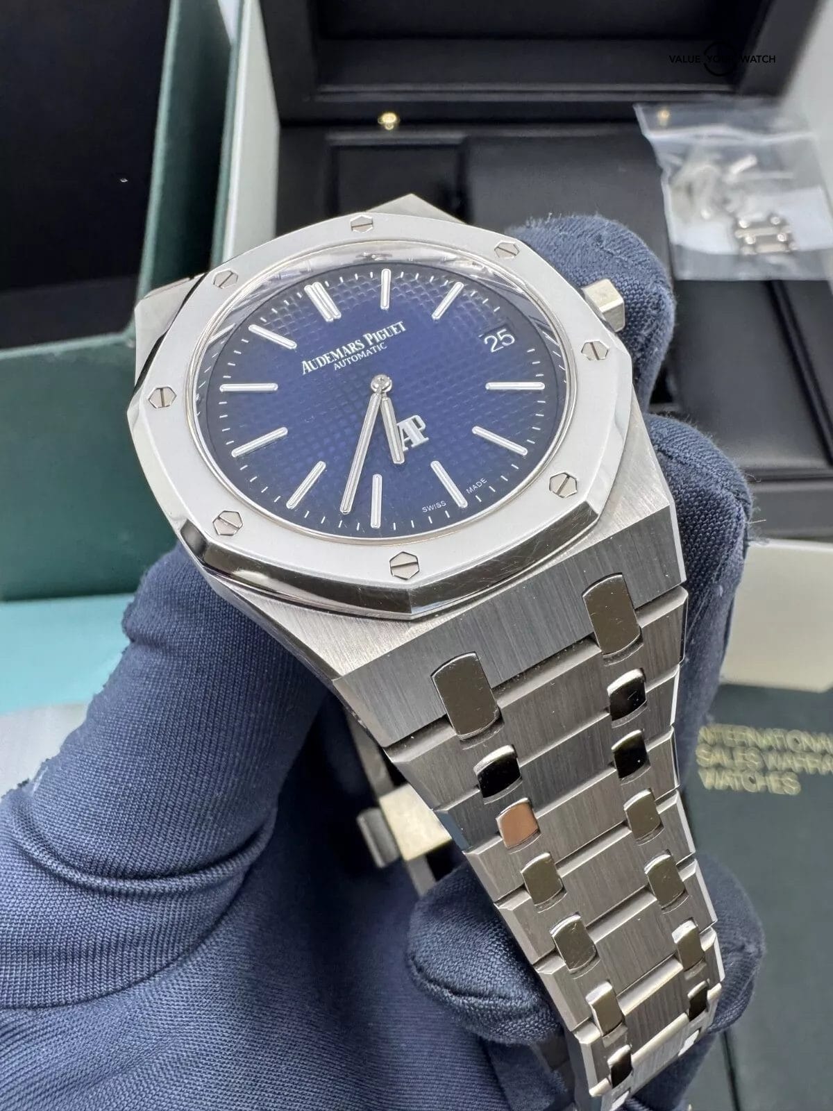 2018 Dynamic Black Blue Reflective Fume Dial Platinum Titanium LTD 250 Pieces