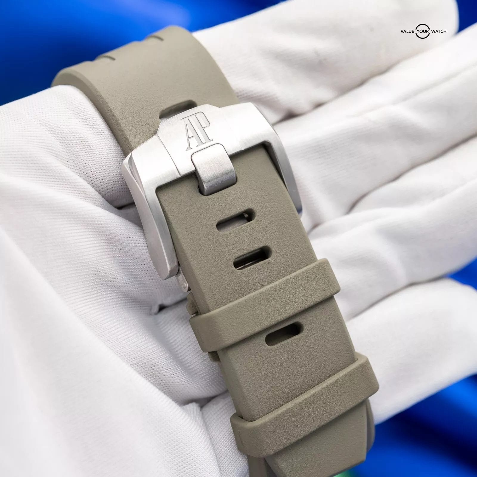 Audemars Piguet Royal Oak Offshore Chrono Smoked/Taupe Dial 26420SO.OO.A600CA.01 - Image 6