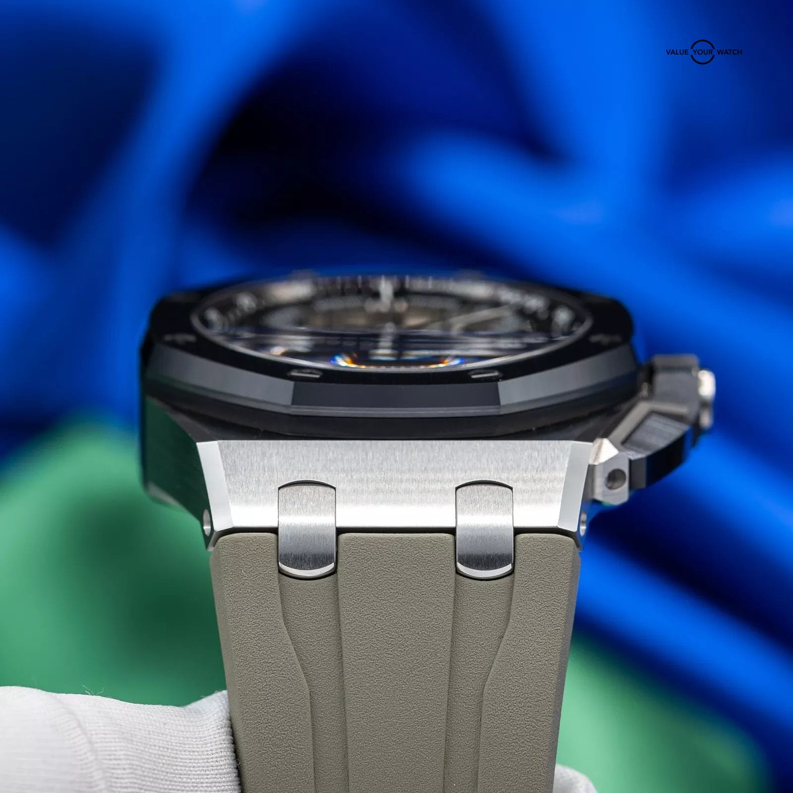 Audemars Piguet Royal Oak Offshore Chrono Smoked/Taupe Dial 26420SO.OO.A600CA.01 - Image 10