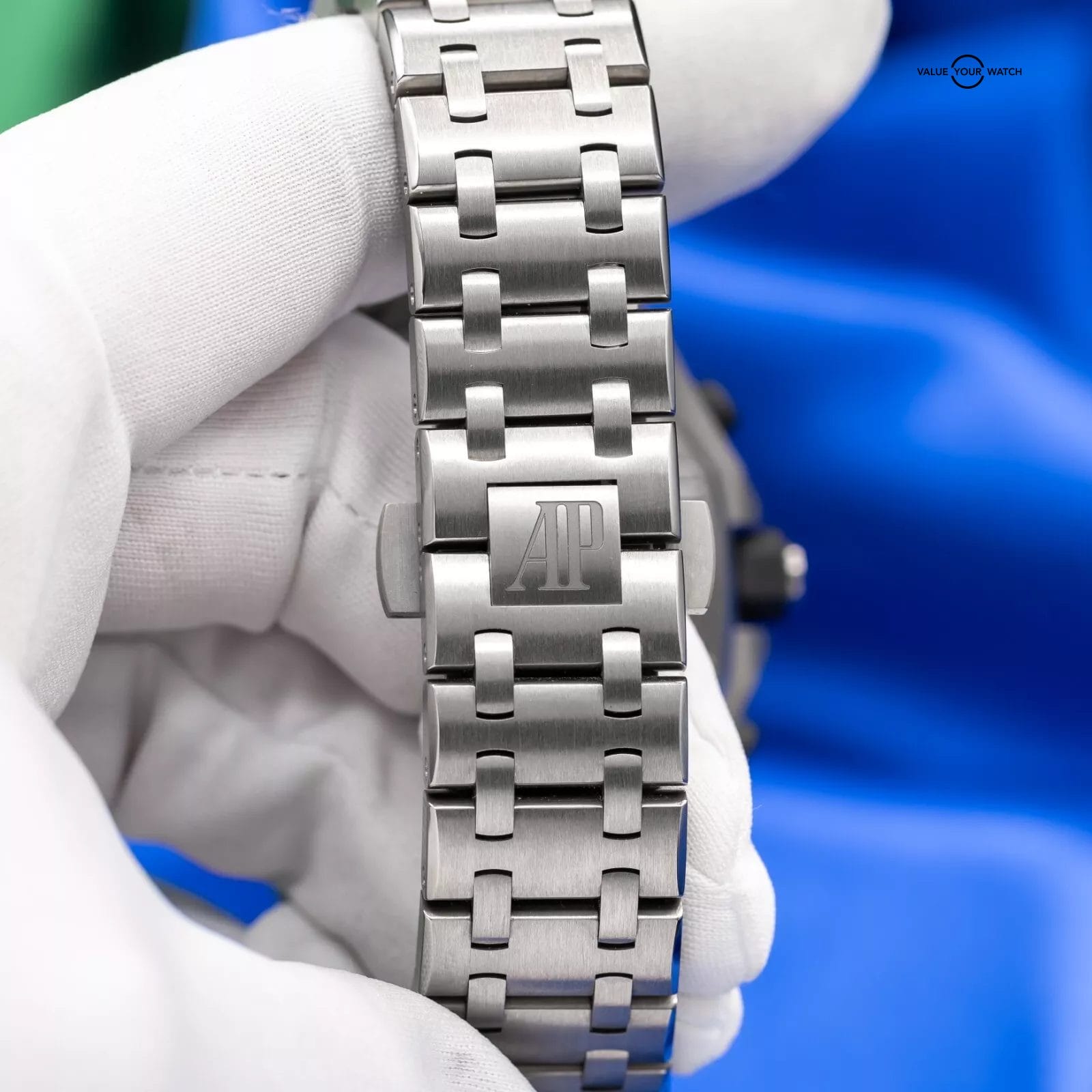 Audemars Piguet Royal Oak Offshore Grey Titanium 42mm 26238TI.OO.2000TI.0 - Image 5