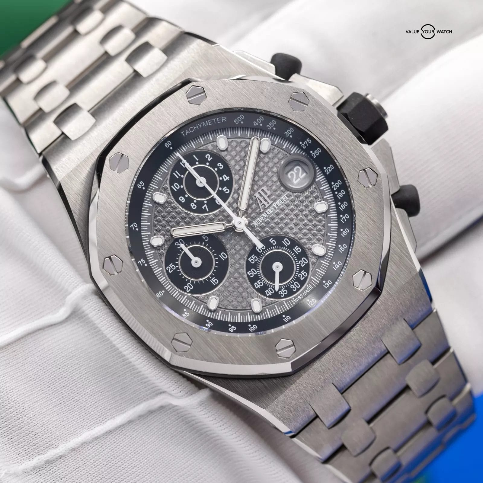 Audemars Piguet Royal Oak Offshore Grey Titanium 42mm 26238TI.OO.2000TI.0 - Image 7
