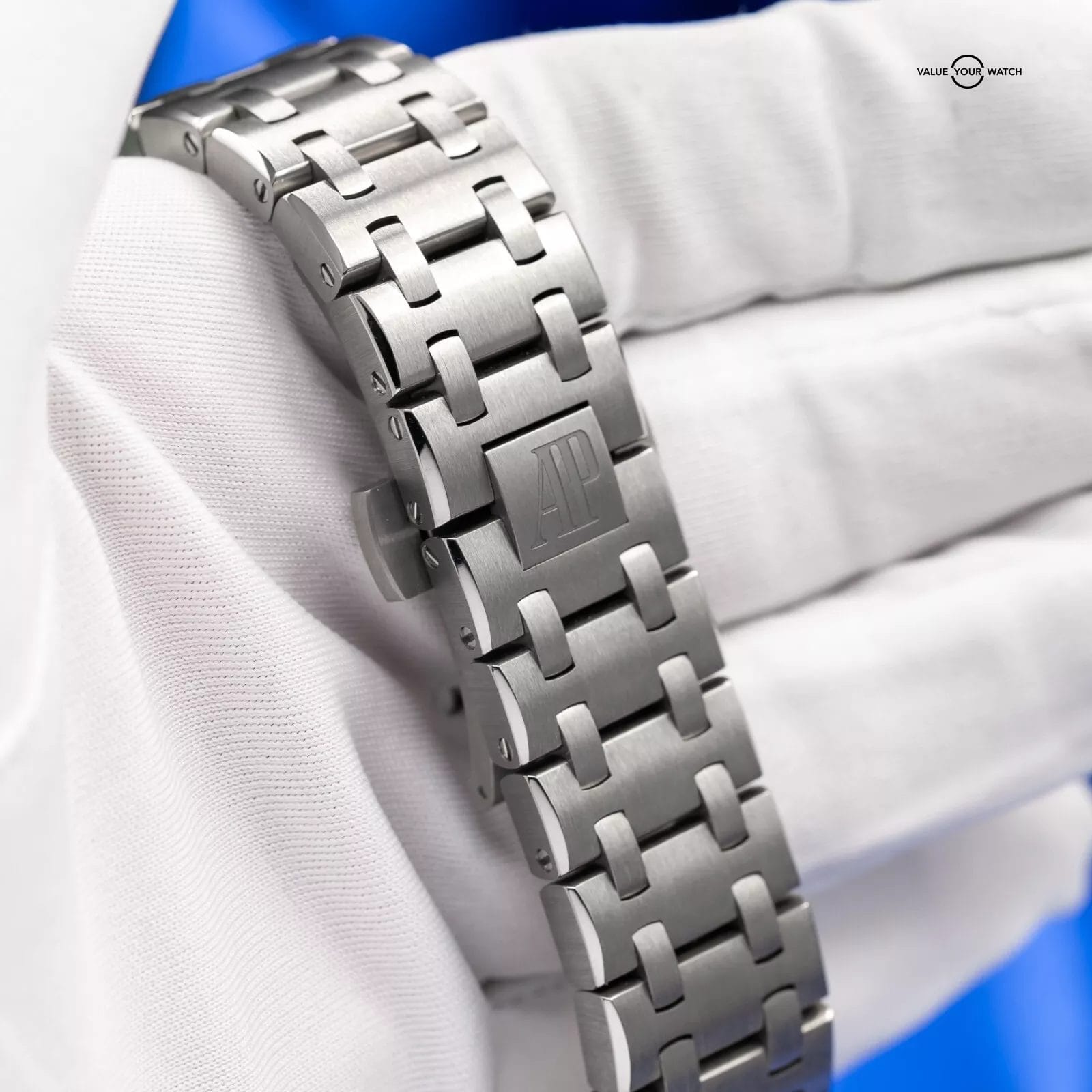 Audemars Piguet Royal Oak Offshore Grey Titanium 42mm 26238TI.OO.2000TI.0 - Image 8