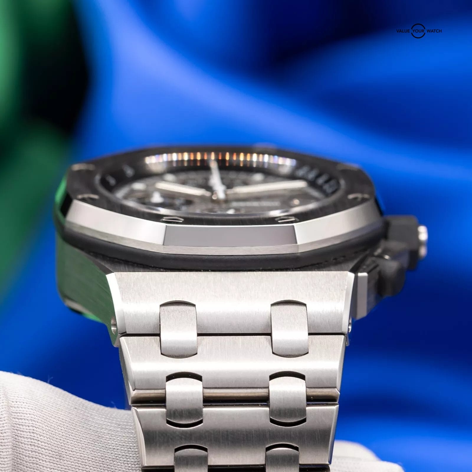 Audemars Piguet Royal Oak Offshore Grey Titanium 42mm 26238TI.OO.2000TI.0 - Image 11