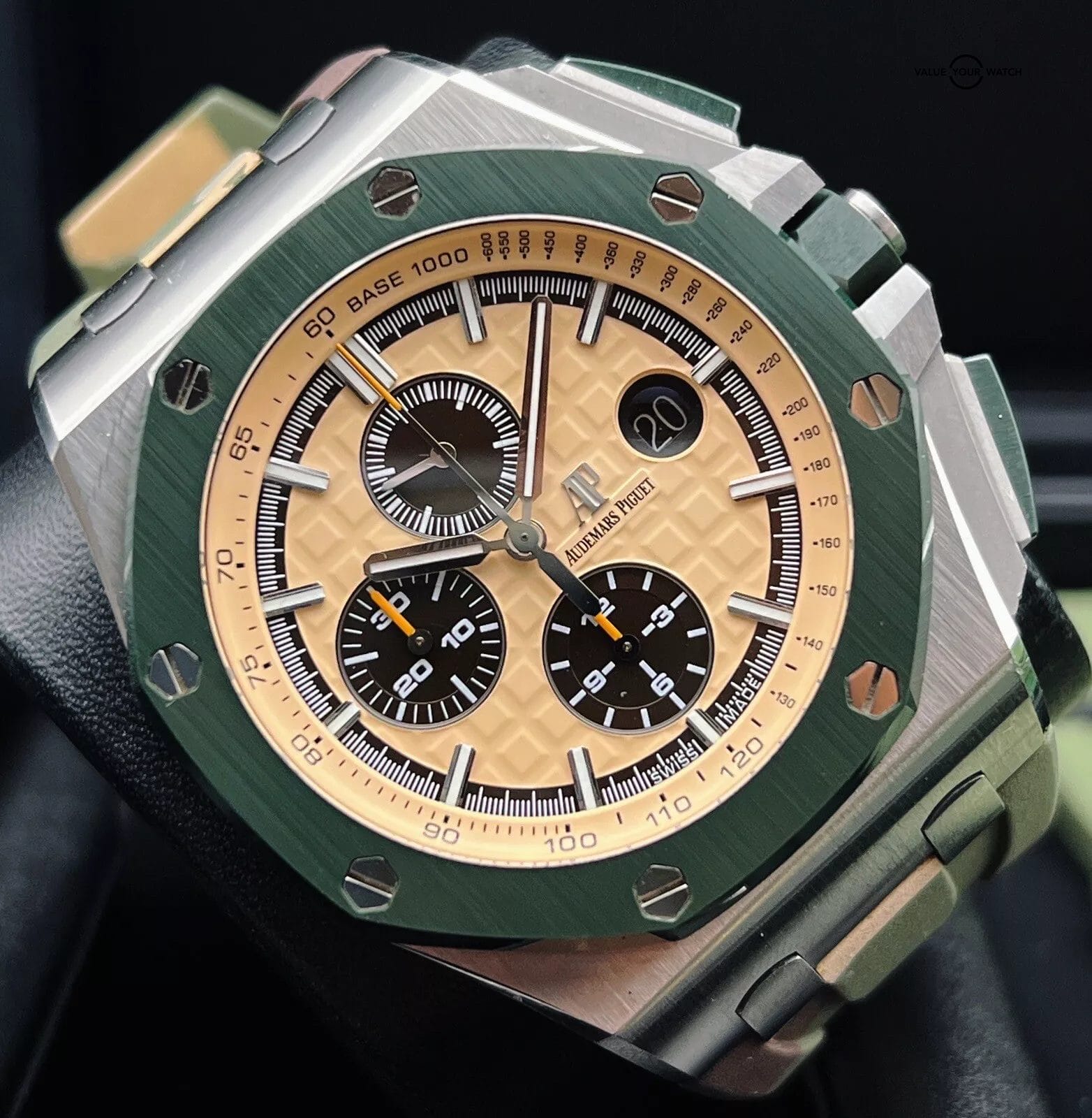 Audemars Piguet Royal Oak Offshore - Camo - Complete Set, Extra Strap, Chrono