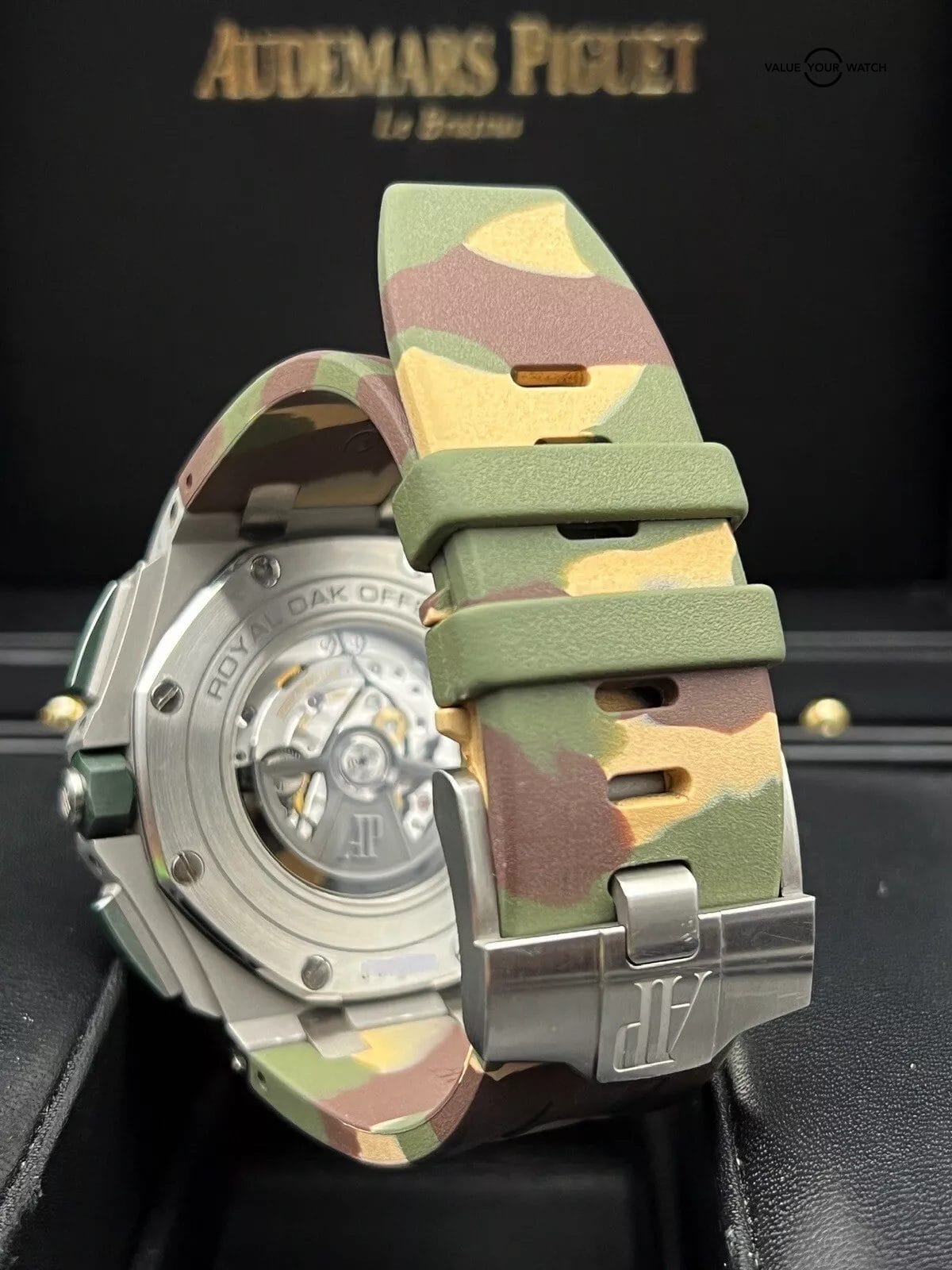 Audemars Piguet Royal Oak Offshore - Camo - Complete Set, Extra Strap, Chrono - Image 4