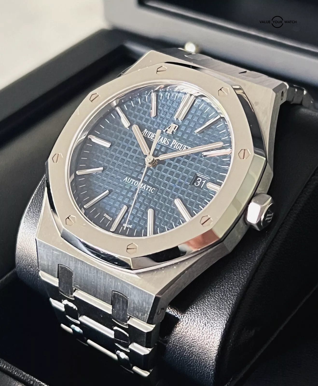 Audemars Piguet Royal Oak 15400ST - Blue Dial, Complete Set - Box & Papers - Image 2