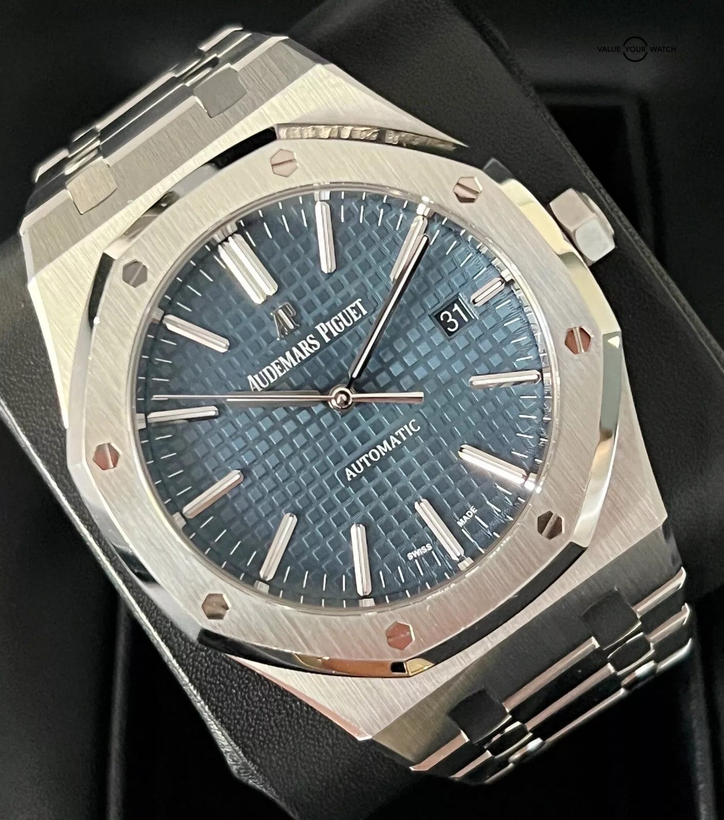 Audemars Piguet Royal Oak 15400ST - Blue Dial, Complete Set - Box & Papers