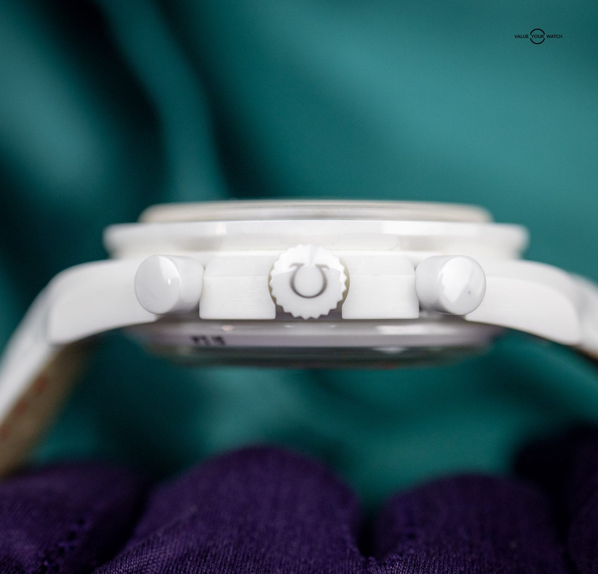 2020 OMEGA Speedmaster 311.93.44.51.04.002 White Side of the Moon