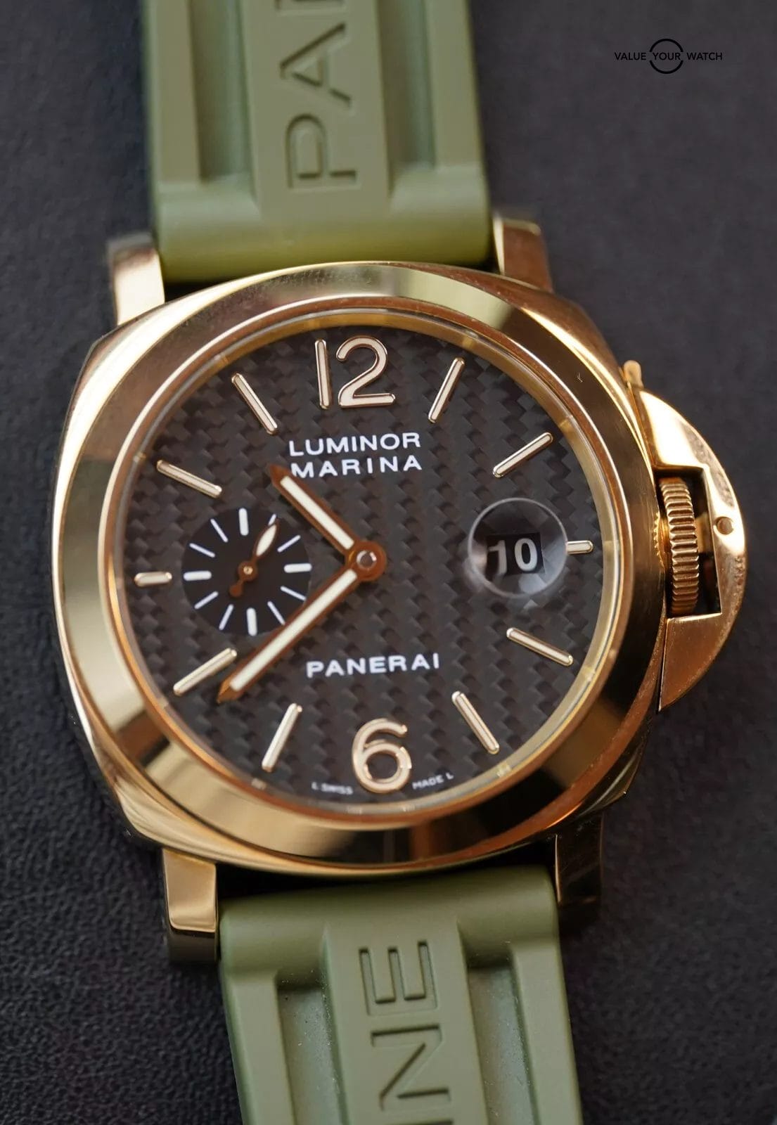 Panerai Luminor Marina PAM00140 18k Yellow Gold Carbon Fiber Dial 44mm Complete