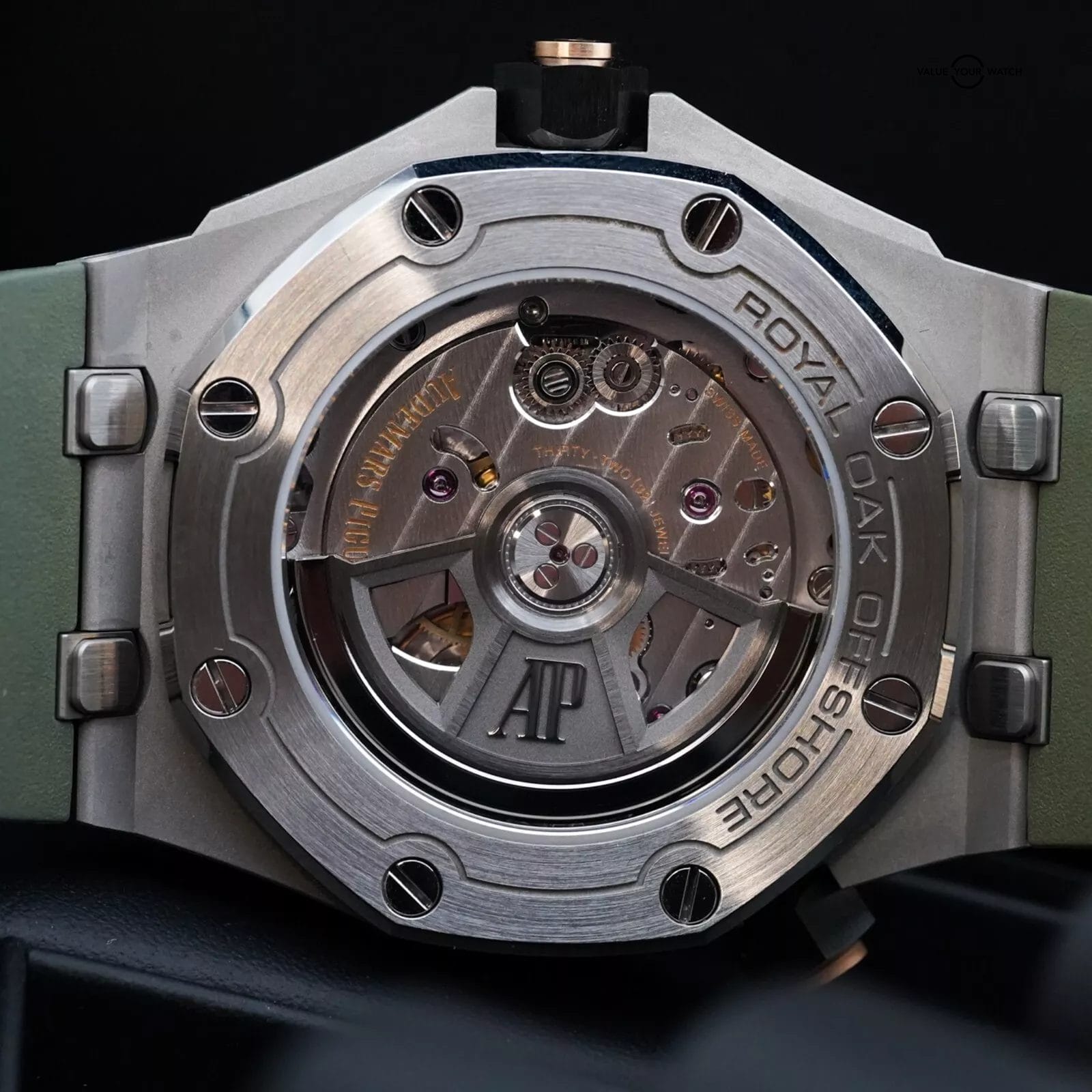 Audemars Piguet Royal Oak Offshore Diver 42MM Khaki Green 15720ST Complete Set - Image 13