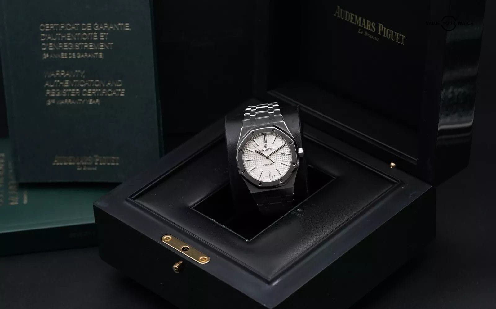 Audemars Piguet Royal Oak 15400ST White Dial 41mm Full Set - Image 7
