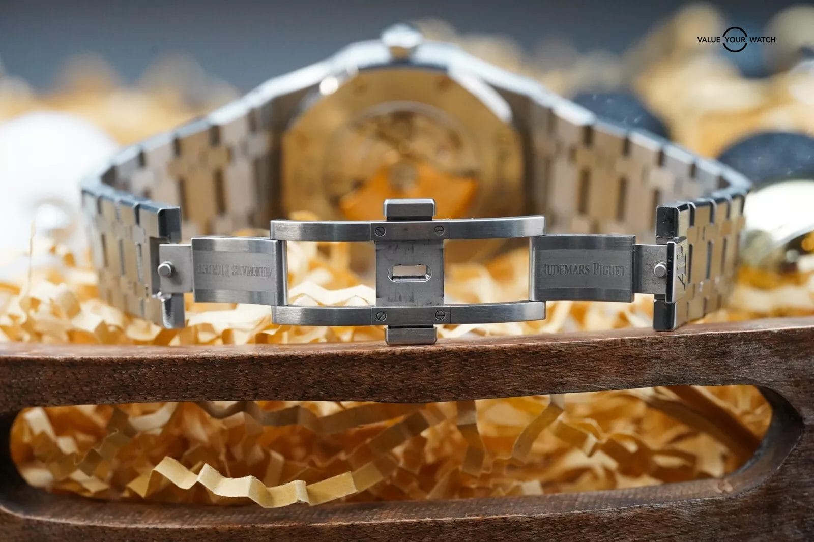 Audemars Piguet Royal Oak 15400ST White Dial 41mm Full Set - Image 15