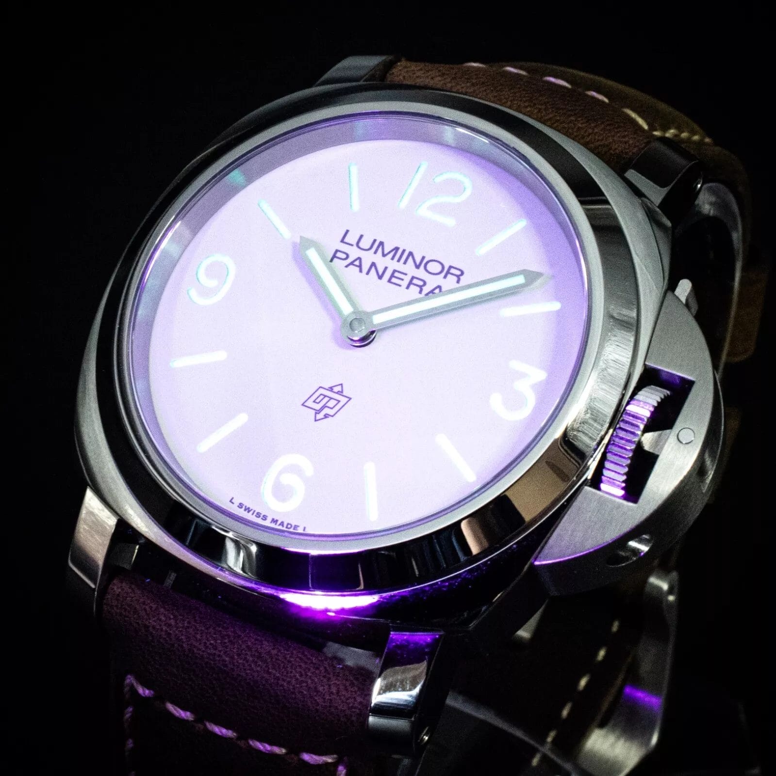 Panerai Luminor Base Logo 44mm, Ref. PAM01087 with Box & Papers - Image 6