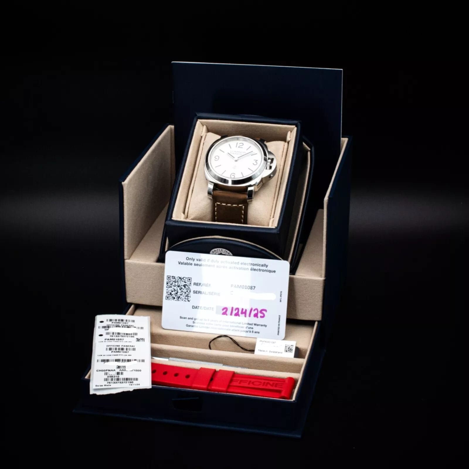 Panerai Luminor Base Logo 44mm, Ref. PAM01087 with Box & Papers - Image 15