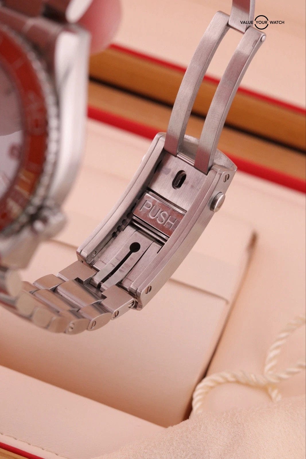 OMEGA Seamaster Planet Ocean 600M 215.30.44.21.04.001 Creamsicle 43.5mm - Image 2