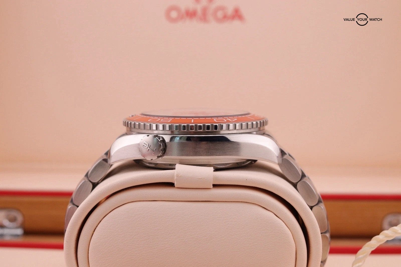 OMEGA Seamaster Planet Ocean 600M 215.30.44.21.04.001 Creamsicle 43.5mm - Image 4