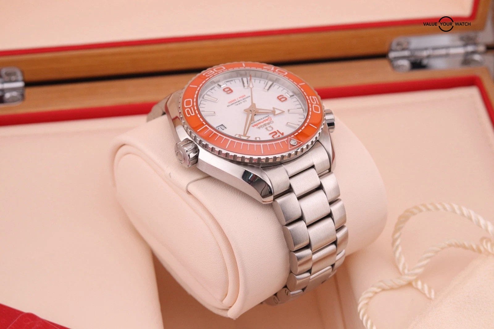 OMEGA Seamaster Planet Ocean 600M 215.30.44.21.04.001 Creamsicle 43.5mm - Image 7